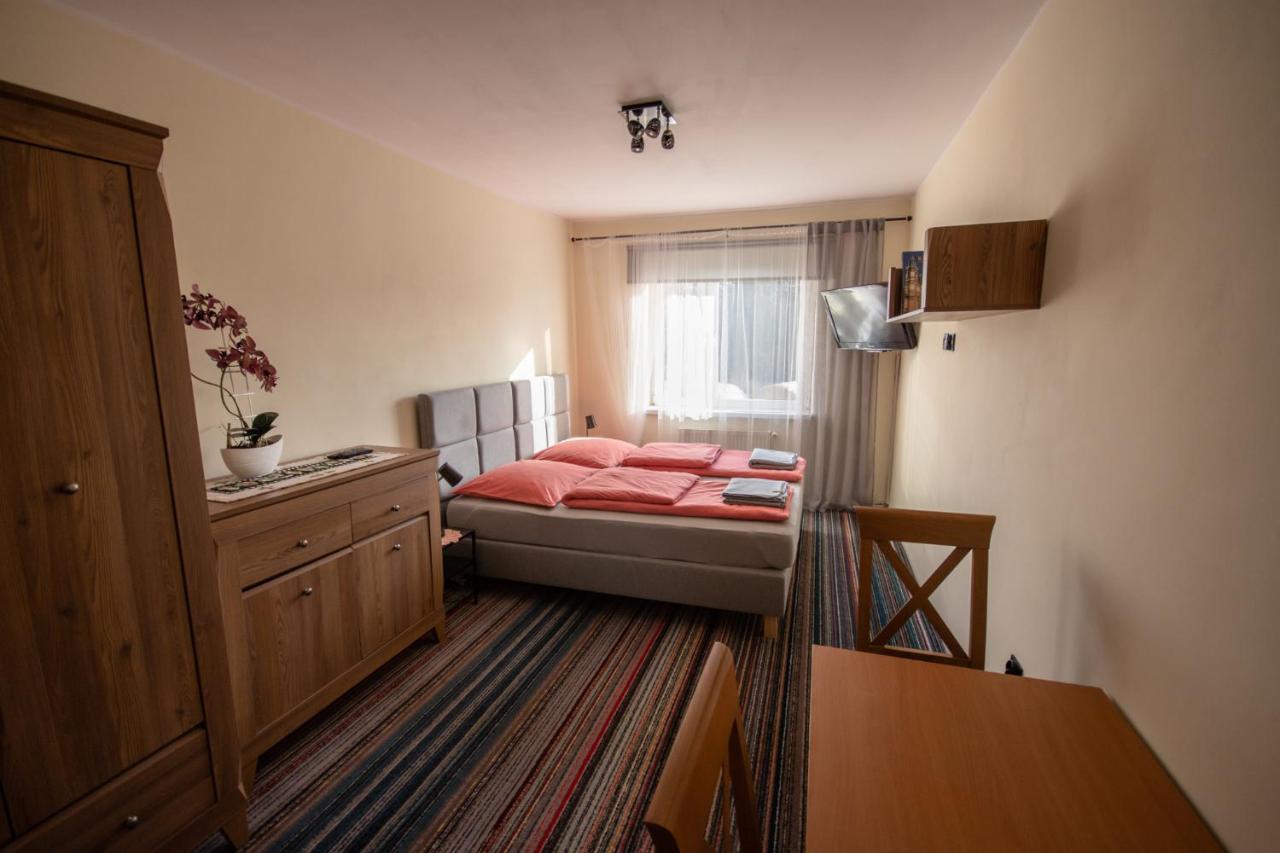 Na Szlaku Appartement Krzeszow  Buitenkant foto