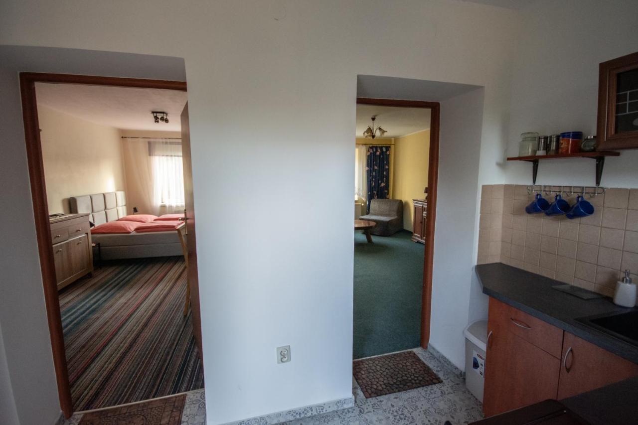 Na Szlaku Appartement Krzeszow  Buitenkant foto