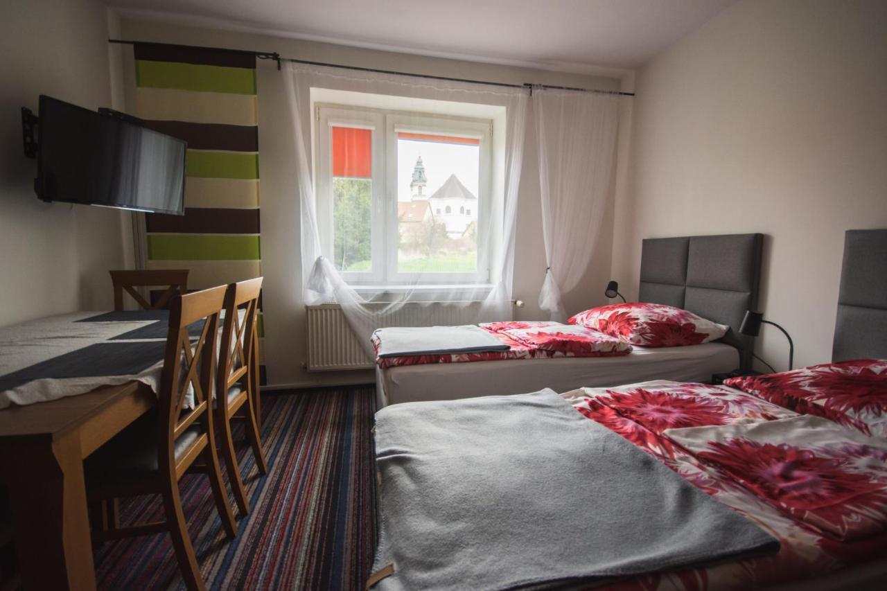 Na Szlaku Appartement Krzeszow  Buitenkant foto